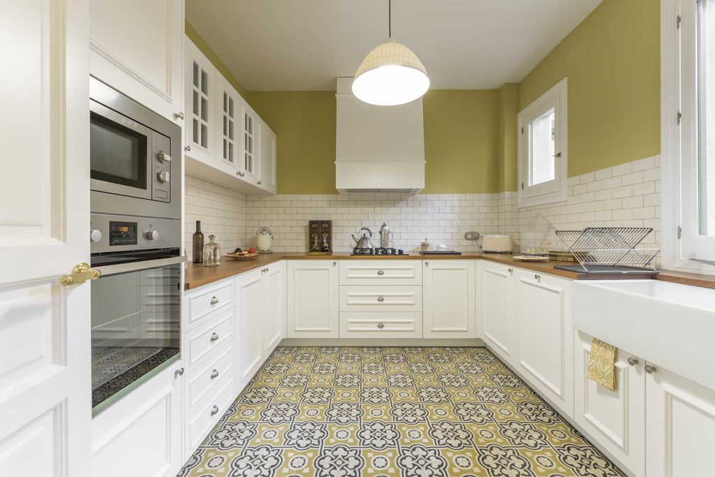 U-shaped-kitchen-1024x683